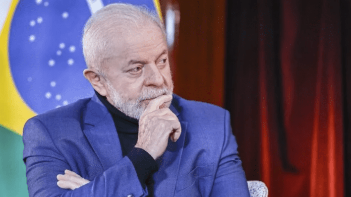 Brasil despenca no ranking global do Estado