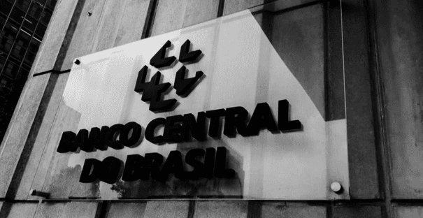 banco central trava a economia